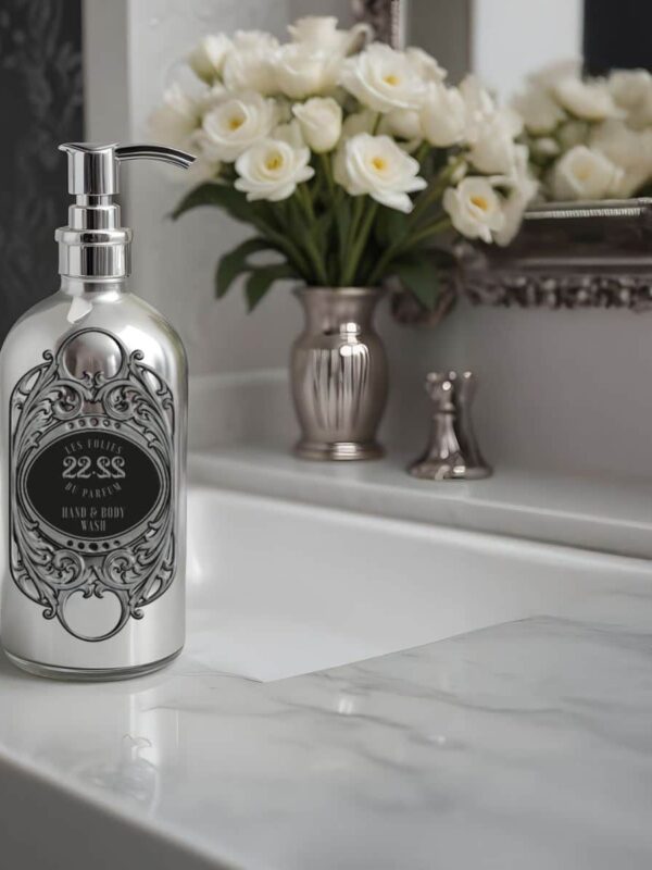 Les Folies - 22.22 Hand & Body Wash